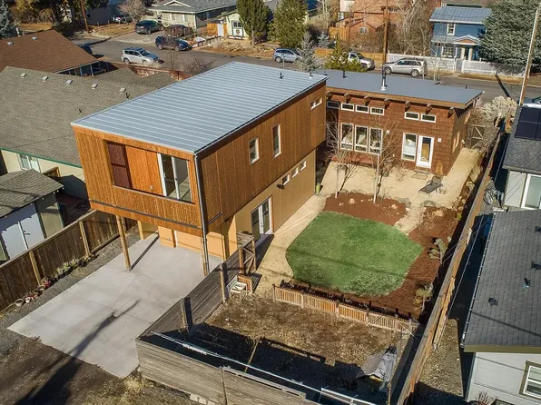 1325 Albany Ave #2, Bend, OR 97703