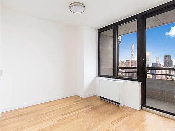3rd image of 330 E 38th St APT 52I