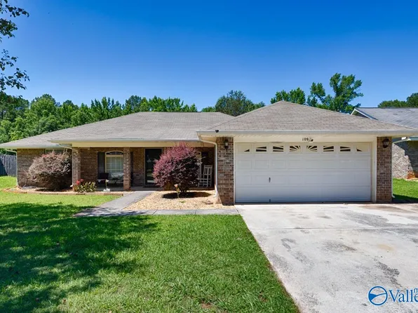 109 Spirit Dr, Toney, AL 35773