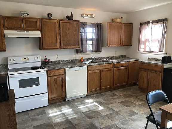 3rd image of 206 S Cornell Ave
