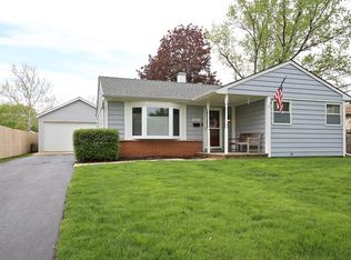 2911 Thrush Ln, Rolling Meadows, IL 60008