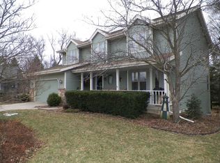 1206 Falcon Ct, Middleton, WI 53562