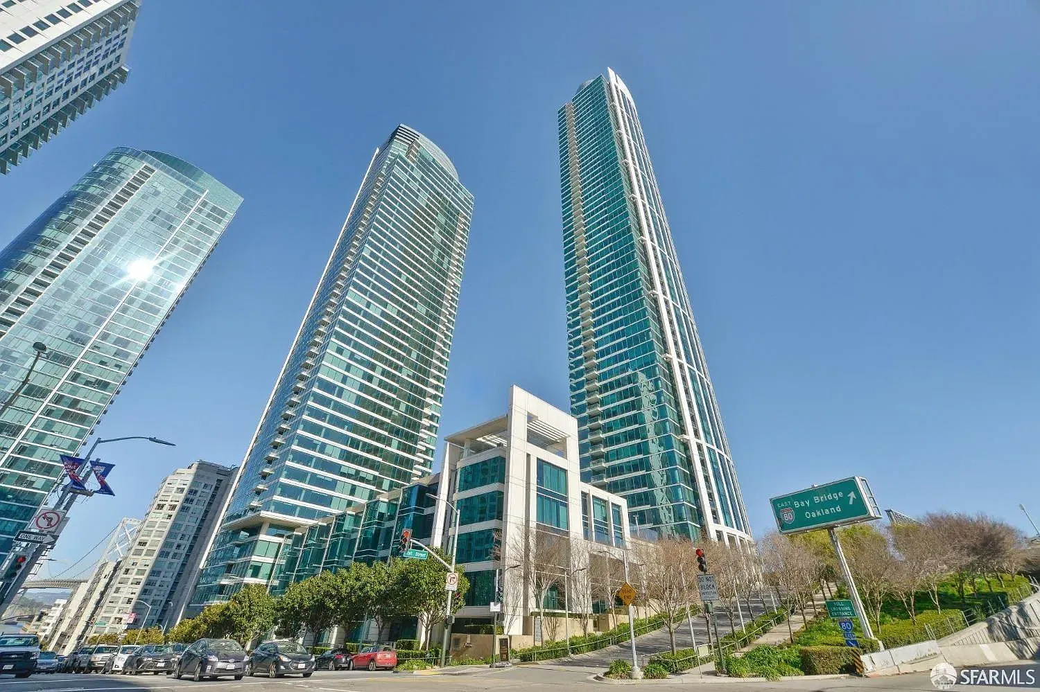 1 bed, 605 sqft, $5,395 — Photo 4