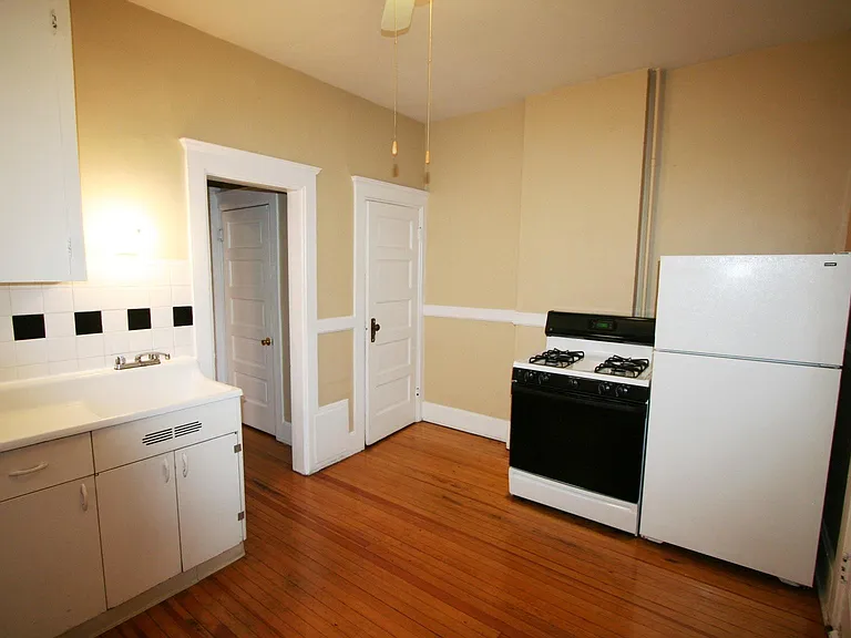 973 N Clarkson St #1 — Photo 9