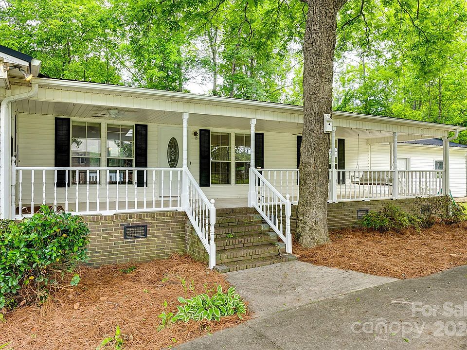 2nd image of 2560 Goins Ln