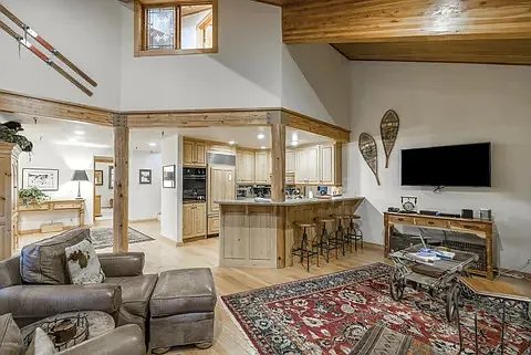8015 Cache Dr — Photo 6