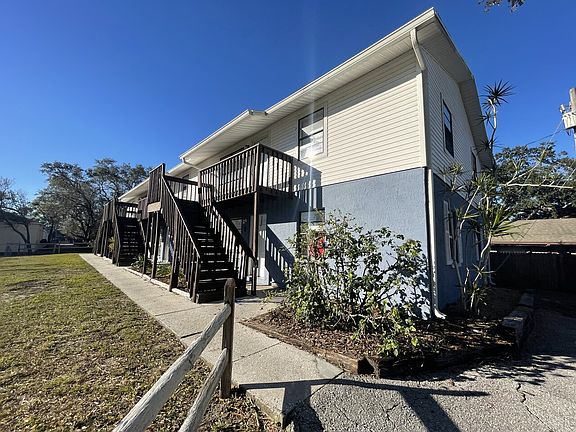 4th image of 4480 76th Ave N #6