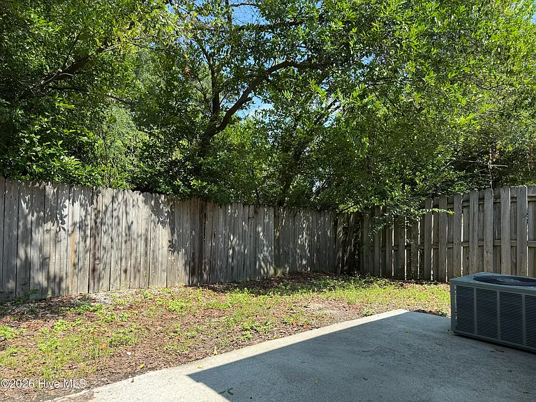 113 Harvestwood Dr — Photo 14
