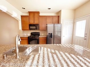 8318 Greys Ln, Houston, TX 77095