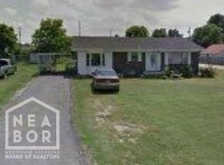 1108 Midway Rd, Hoxie, AR 72433