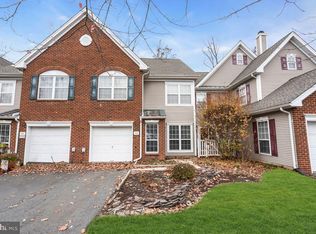 305 Tuxford Ct, Pennington, NJ 08534