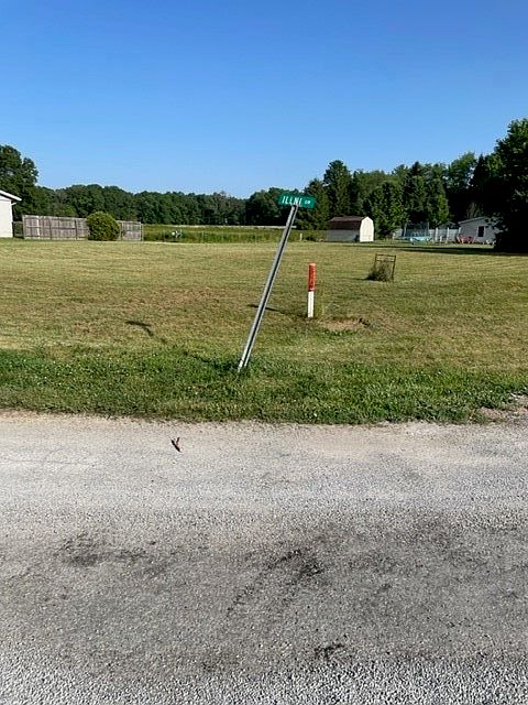 2nd image of Illini Dr