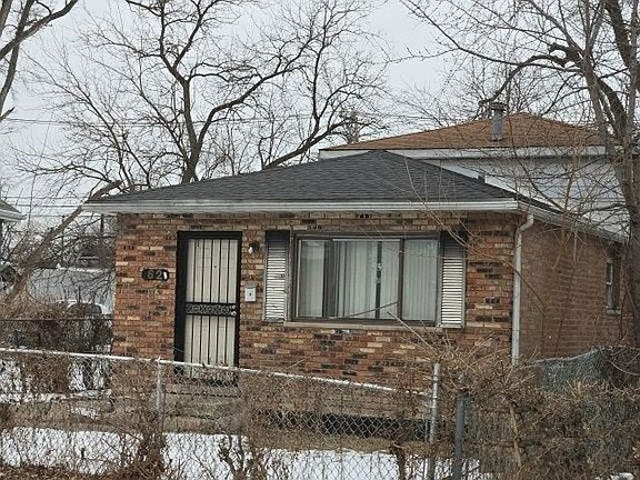 2nd image of 62 W 103rd Pl