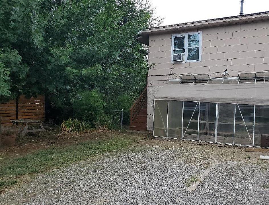 1st image of 721 E Rich St