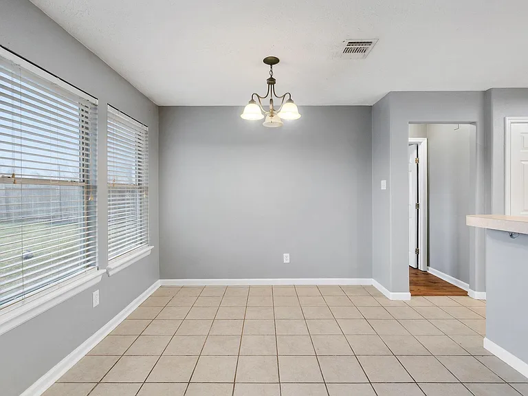 139 Horn Ct — Photo 6