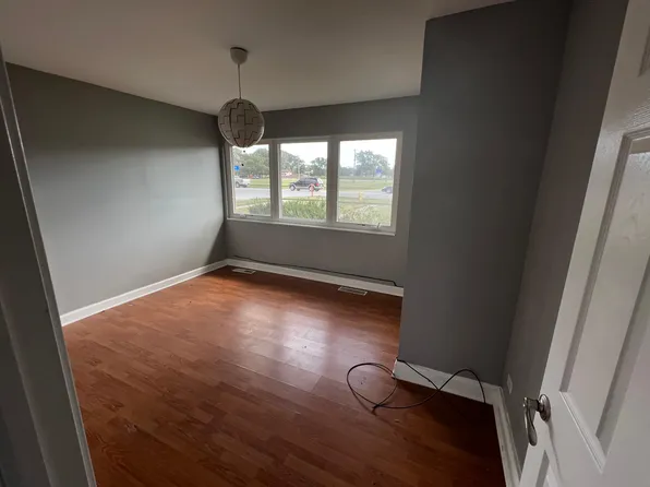 1502 Burnham Ave, Calumet City, IL 60409