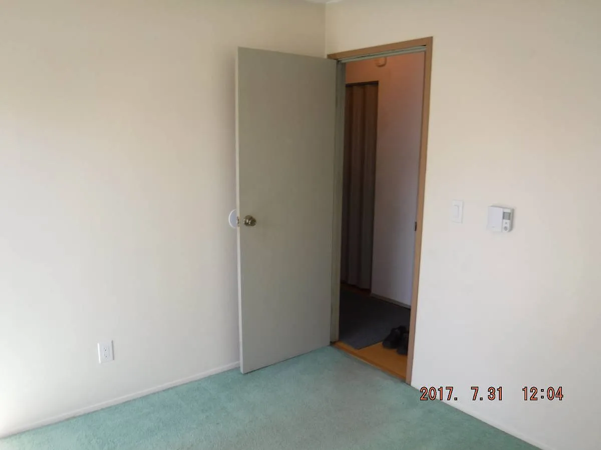 14605 NE 34th St — Photo 3