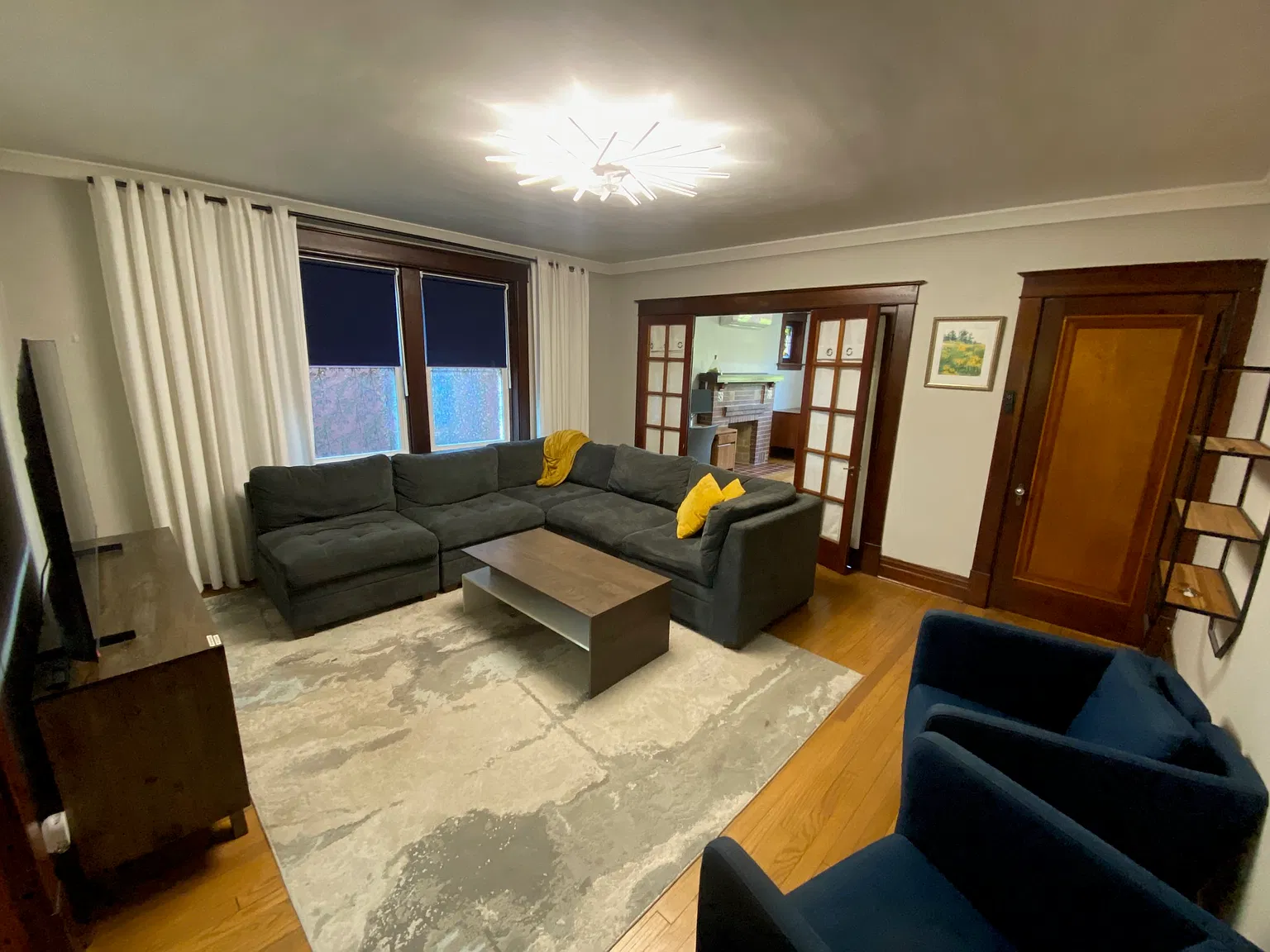 1 bed, 988 sqft, $1,095 — Photo 3