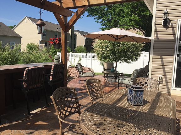 5th image of 38439 Foxglen Ave