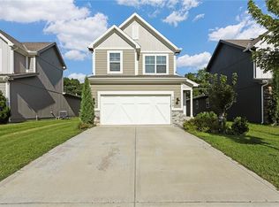 1405 Newport Ln, Raymore, MO 64083