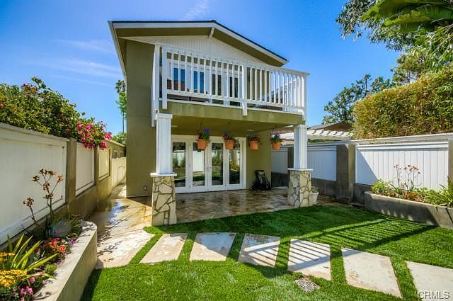 1st image of 626 Rosecrans Ave