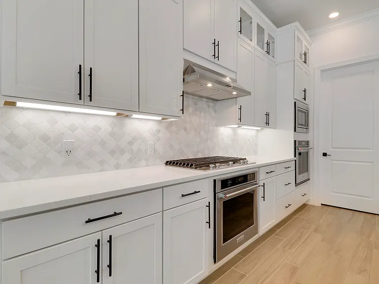 10909 Stellar Cir — Photo 13