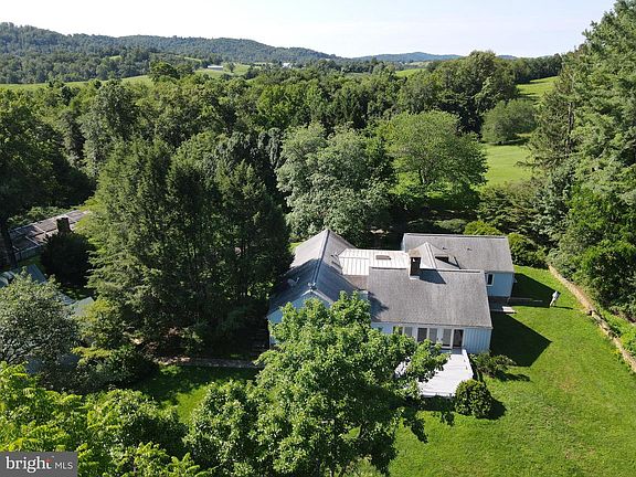 3rd image of 419 Rudasill Mill Rd