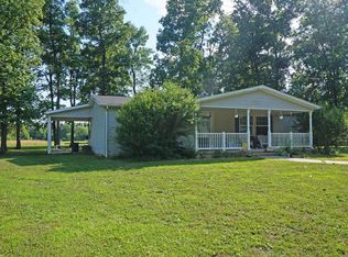 6867 N 1900th Blvd, Mount Carmel, IL 62863