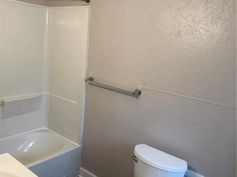 47550 Middle Ridge Rd — Photo 10