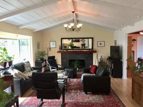 (undisclosed Address), Moraga, CA 94556