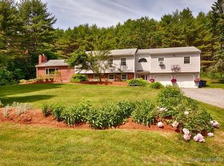 50 Meadowbrook Rd, Bangor, ME 04401