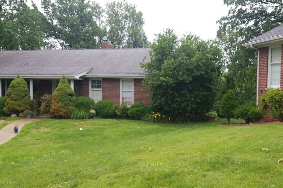 2nd image of 2301 Charwood St