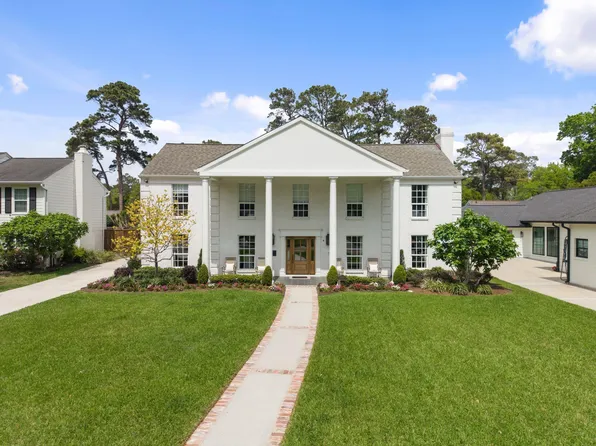 13926 Woodthorpe Ln, Houston, TX 77079