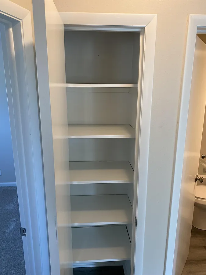 2 bed, 816 sqft, $1,240 — Photo 3