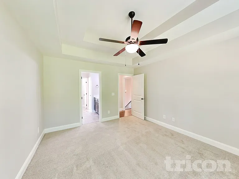 492 Woodtrace Dr — Photo 6