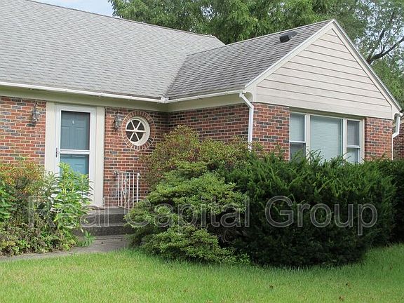2nd image of 2204 Dean St
