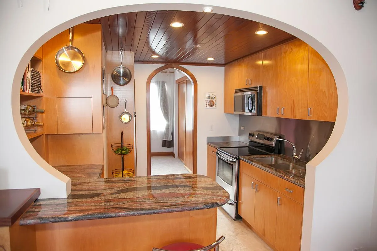 1 bed, 524 sqft, $2,200 — Photo 1