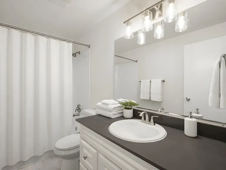Greenlake Terrace Apartments — Photo 13