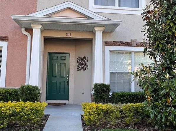 1115 Sleepy Oak Dr, Zephyrhills, FL 33543