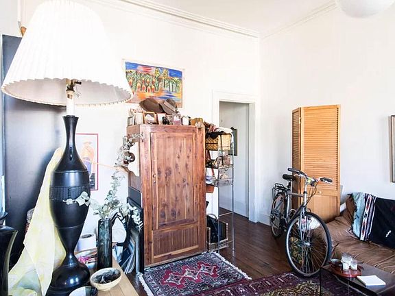 2nd image of 3808 Lancaster Ave #2F