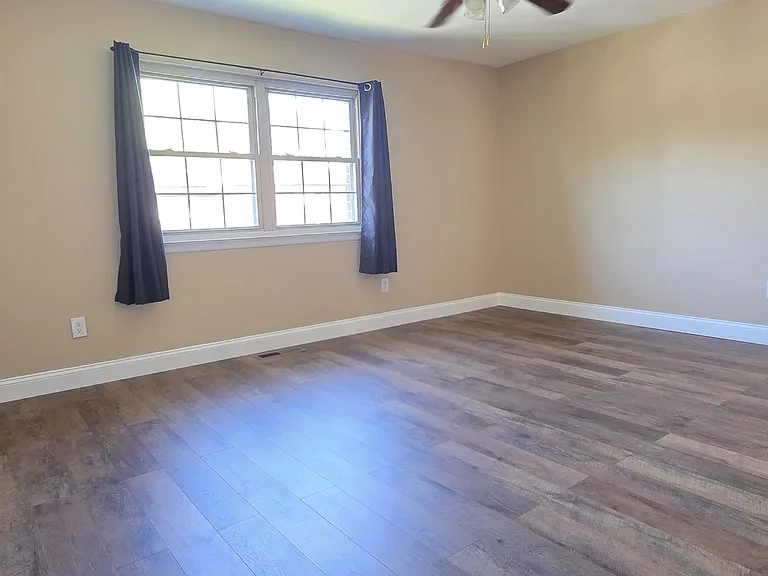 1387 Abbey Way — Photo 9