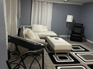 633 Crestview Ave, Akron, OH 44320