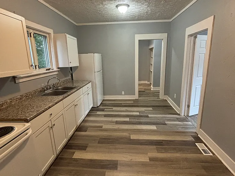 393 Wunderlich Ave — Photo 5