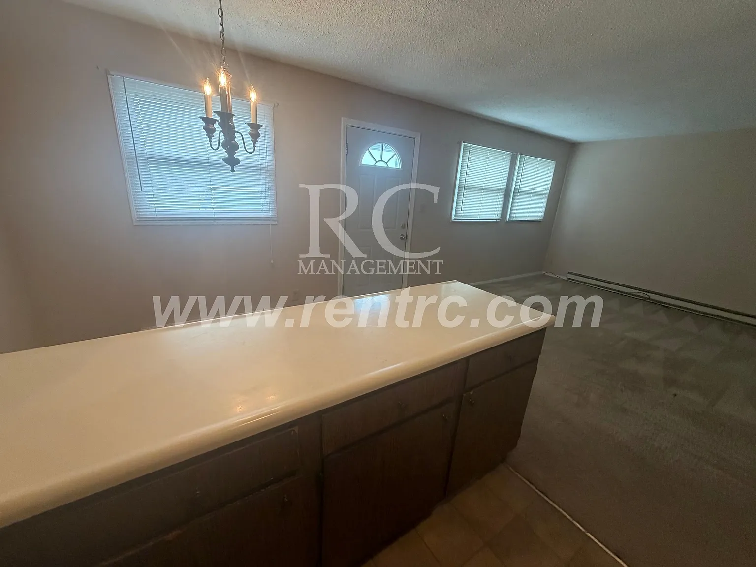 1 bed, 600 sqft, $595 — Photo 3