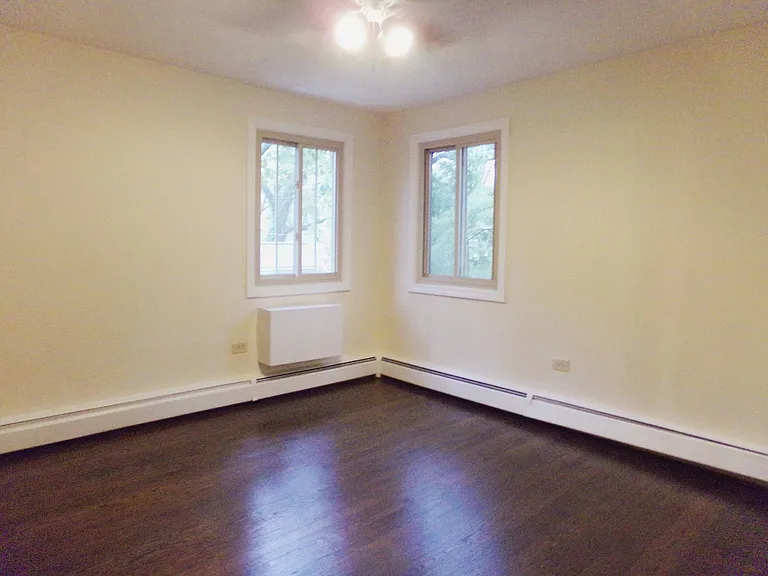 810 Seward St #303 — Photo 4