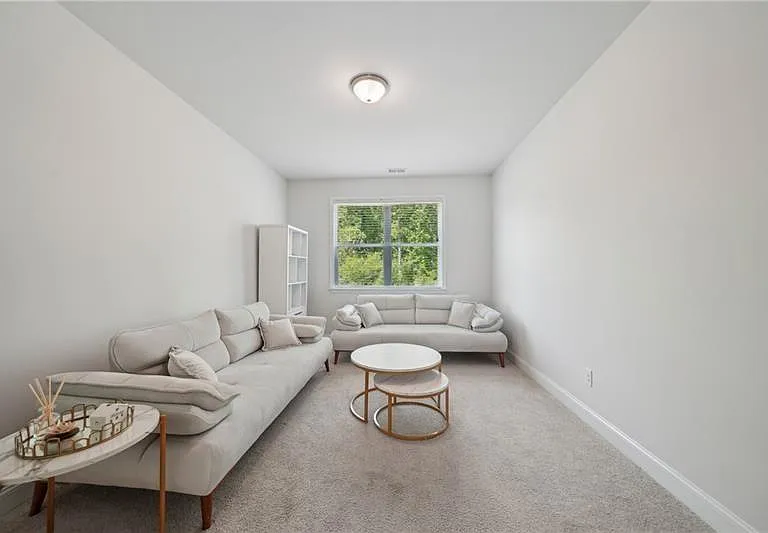 7455 Easton Valley Ln — Photo 22
