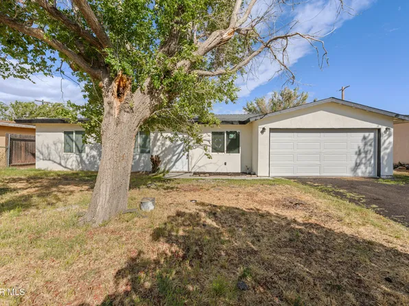 3248 Gregory Dr, Mojave, CA 93501