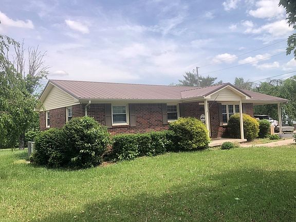 3rd image of 1567 Clemmons Rd