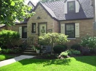 2561 Lincoln Rd, Kenosha, WI 53143