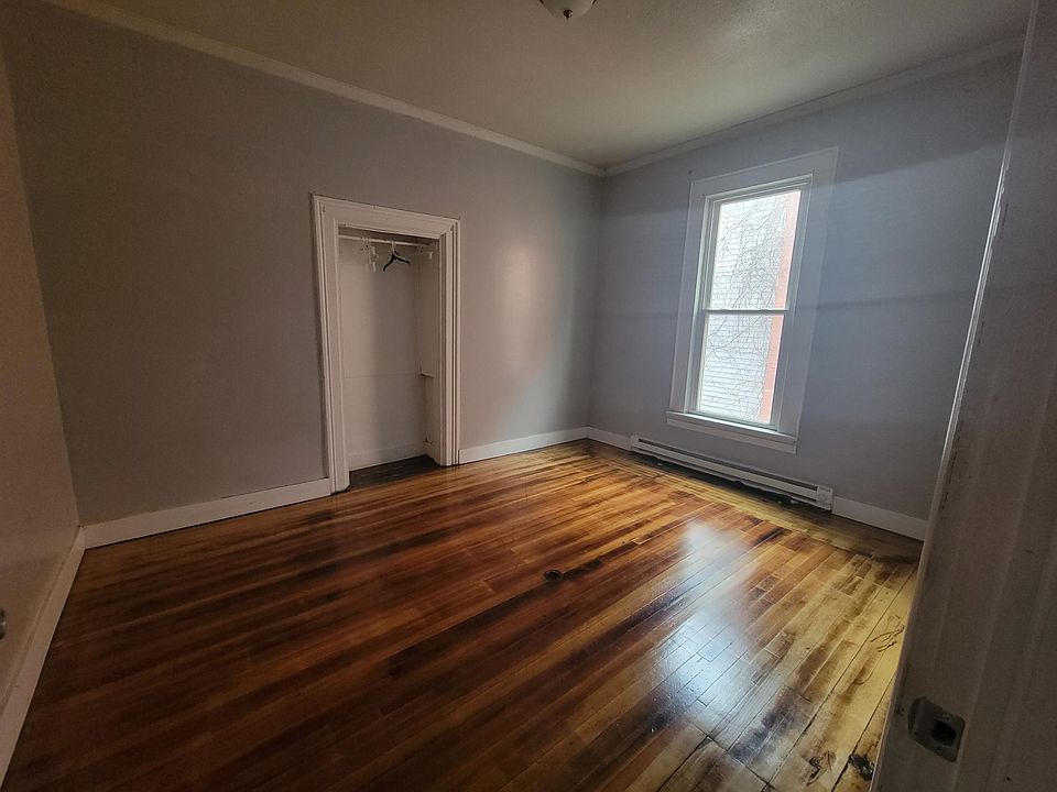 2nd image of 44 2nd Ave #1F